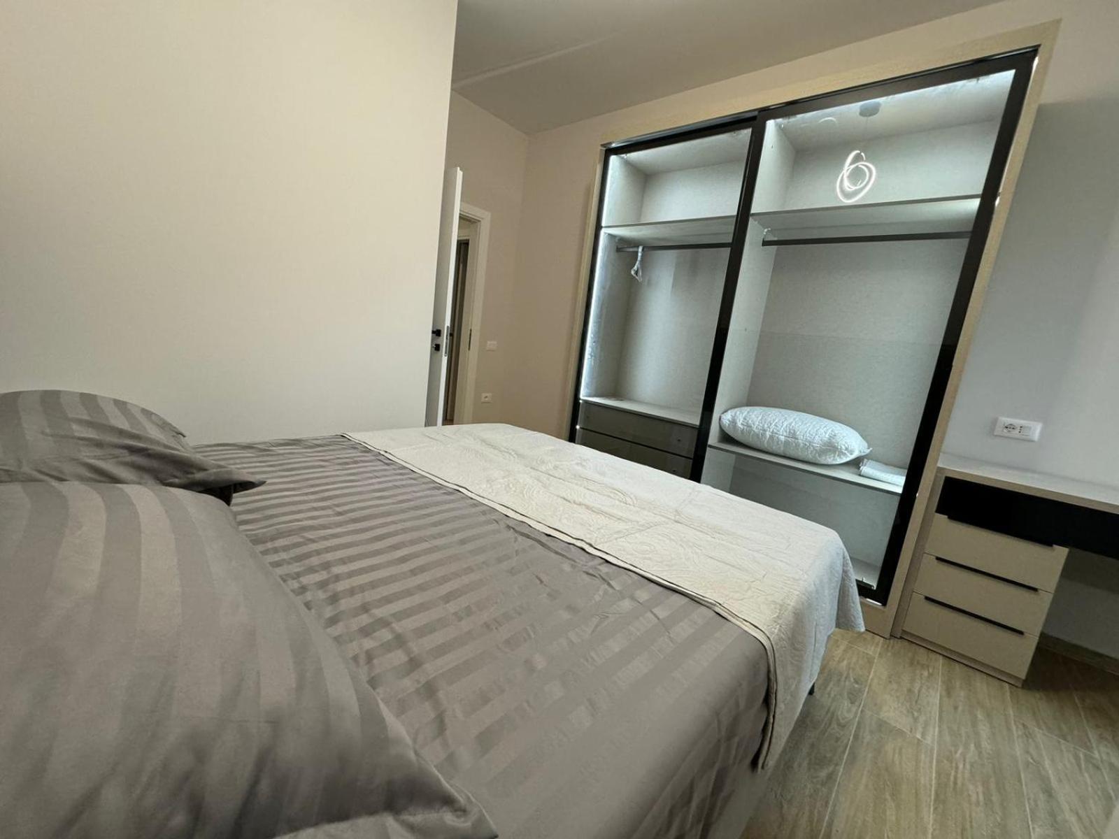 Isla'S Luxurious Seaside Apartments Durres Exterior photo